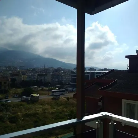 Le Moral Αλάνια