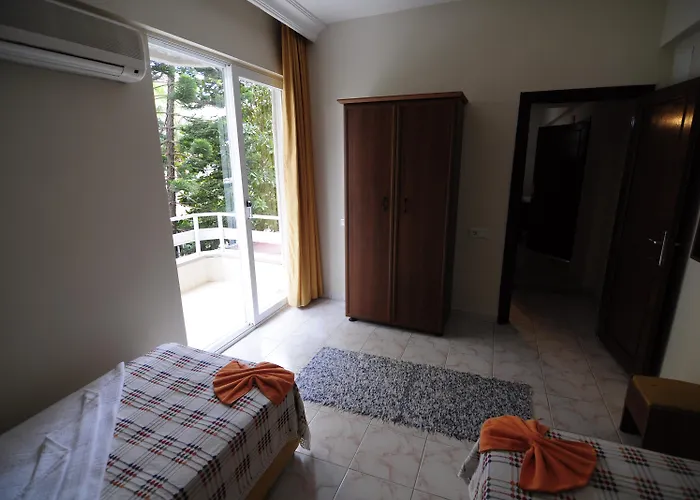 Le Moral מלון 3*