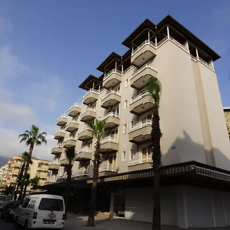 Le Moral 阿拉尼亚