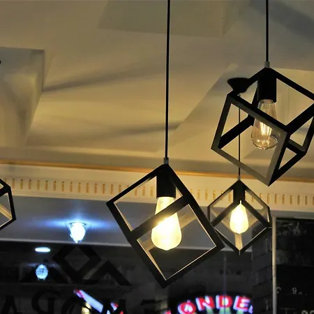 Le Moral 3* 阿拉尼亚