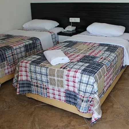 Le Moral Hotel